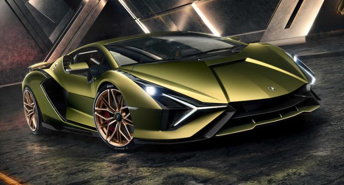 Lamborghini 2028’de elektrikleniyor